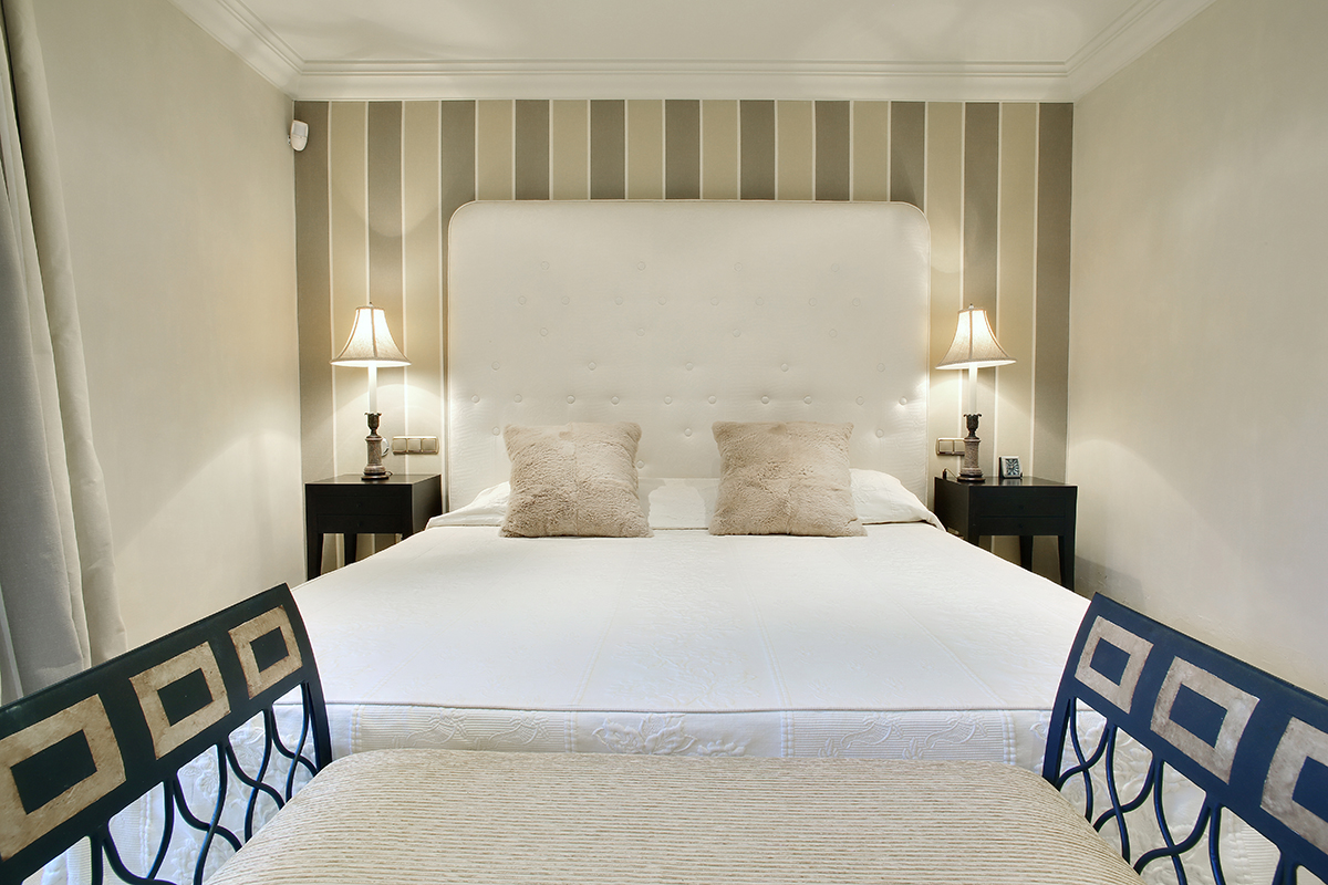 Two Bedrooms Ground floor apartment in Playa del Duque, Puerto Banus