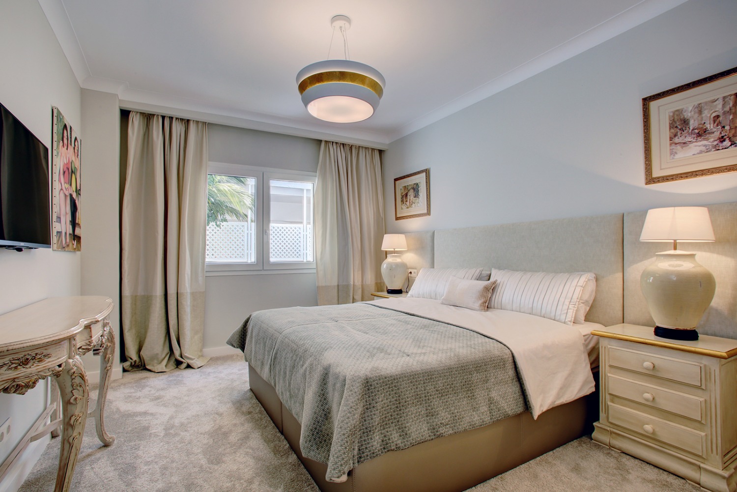 Playas del Duque 3 bedrooms Apartment, plus staff bedroom