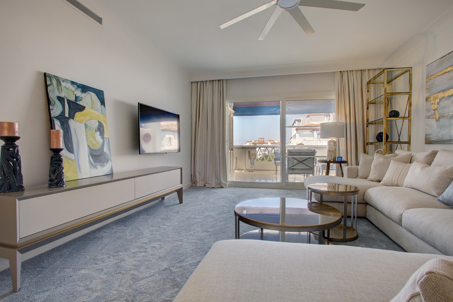 Playas del Duque 3 bedrooms Apartment, plus staff bedroom