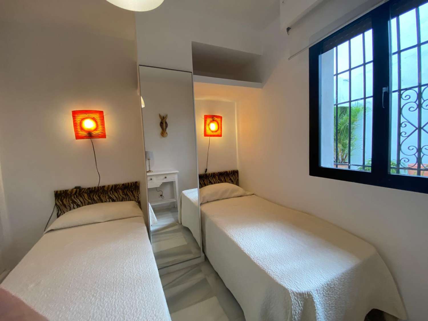 Appartement avec jardin privé. Location à long terme. Puerto Banús, Marbella.