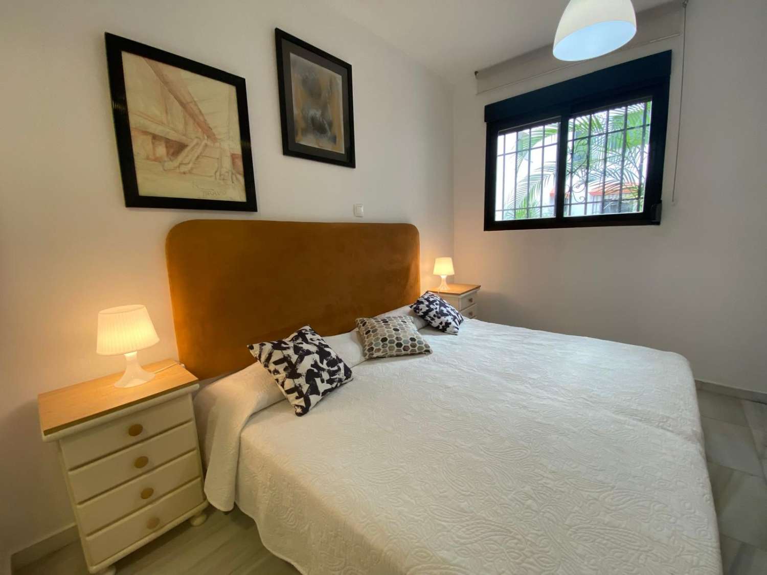 Appartement avec jardin privé. Location à long terme. Puerto Banús, Marbella.