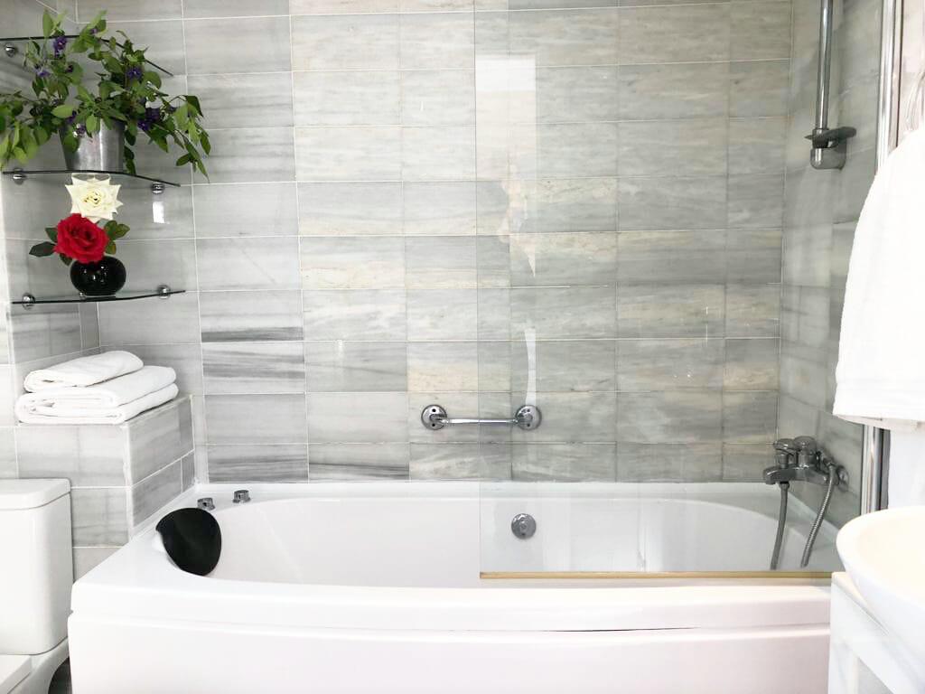 Appartement avec jardin privé. Location à long terme. Puerto Banús, Marbella.