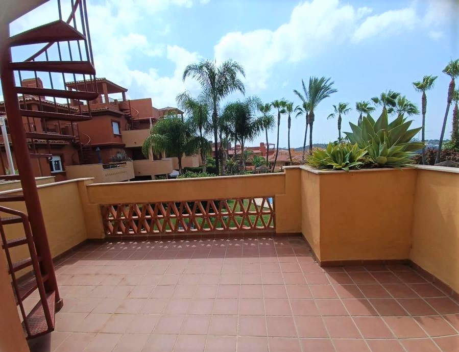 For Sale. Penthouse with roof terrace in Marbella, Málaga.
