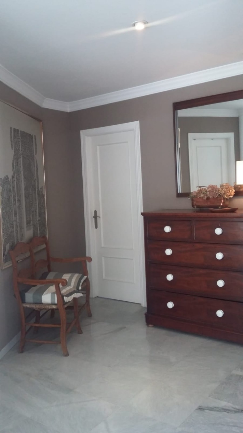 To the beach, Second Beach line