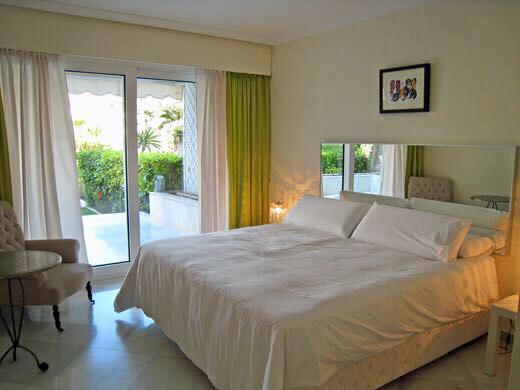 Private swimming pool, Beachfront, Puerto Banus