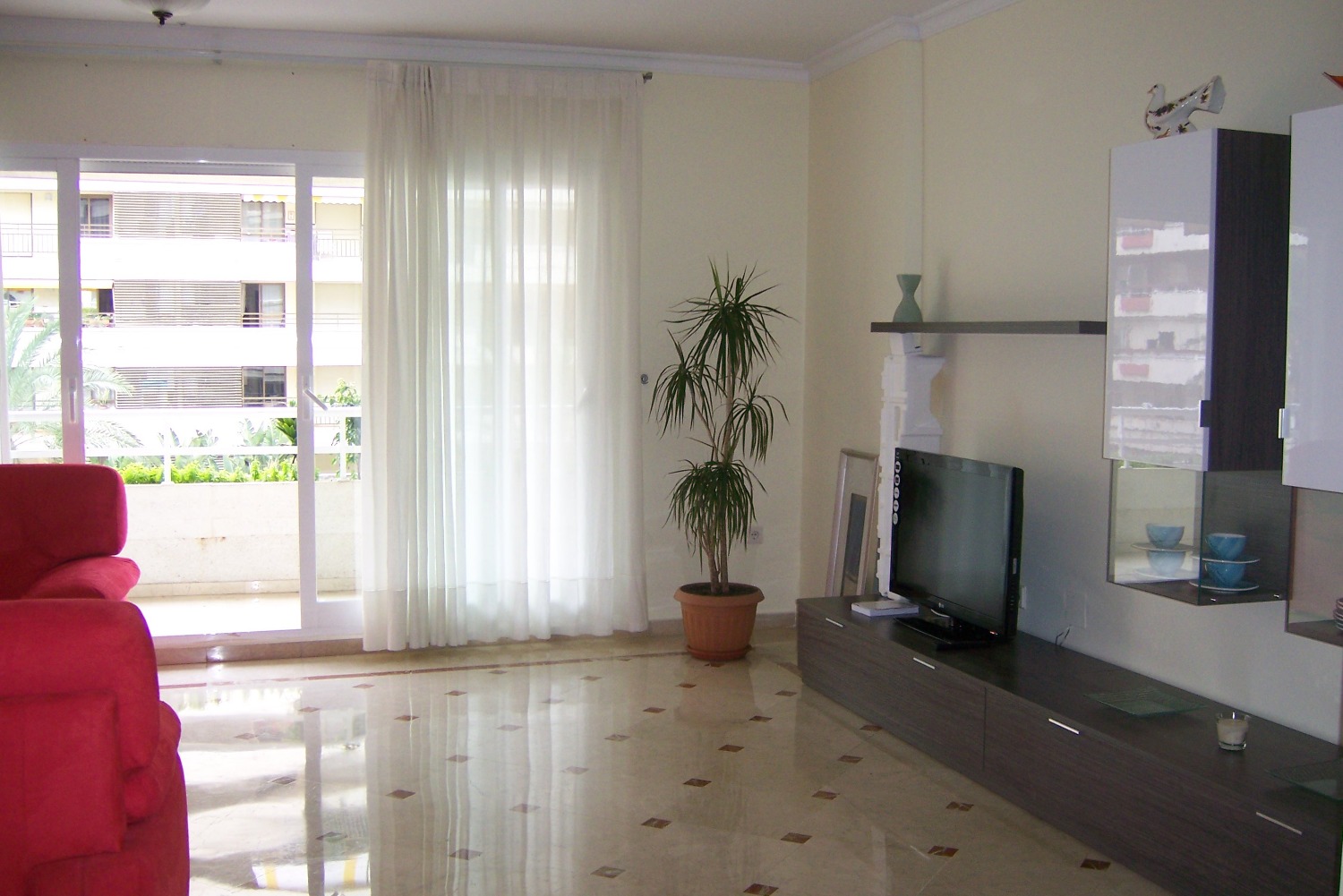 Overlooking the sea, steps from the beach, Marbella city