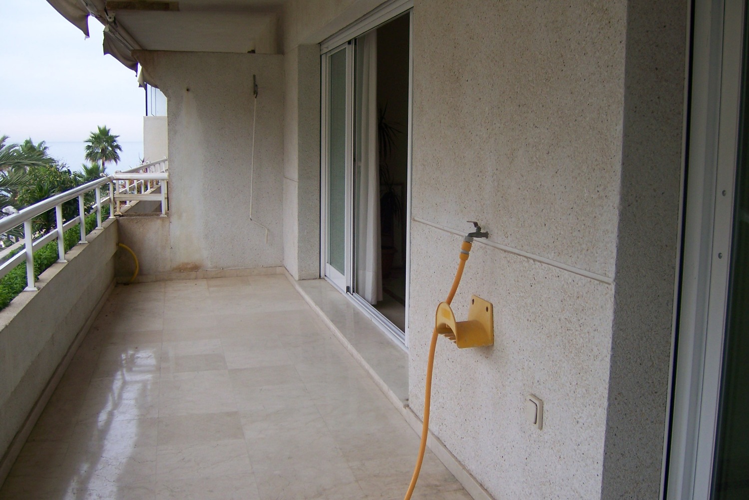 Overlooking the sea, steps from the beach, Marbella city