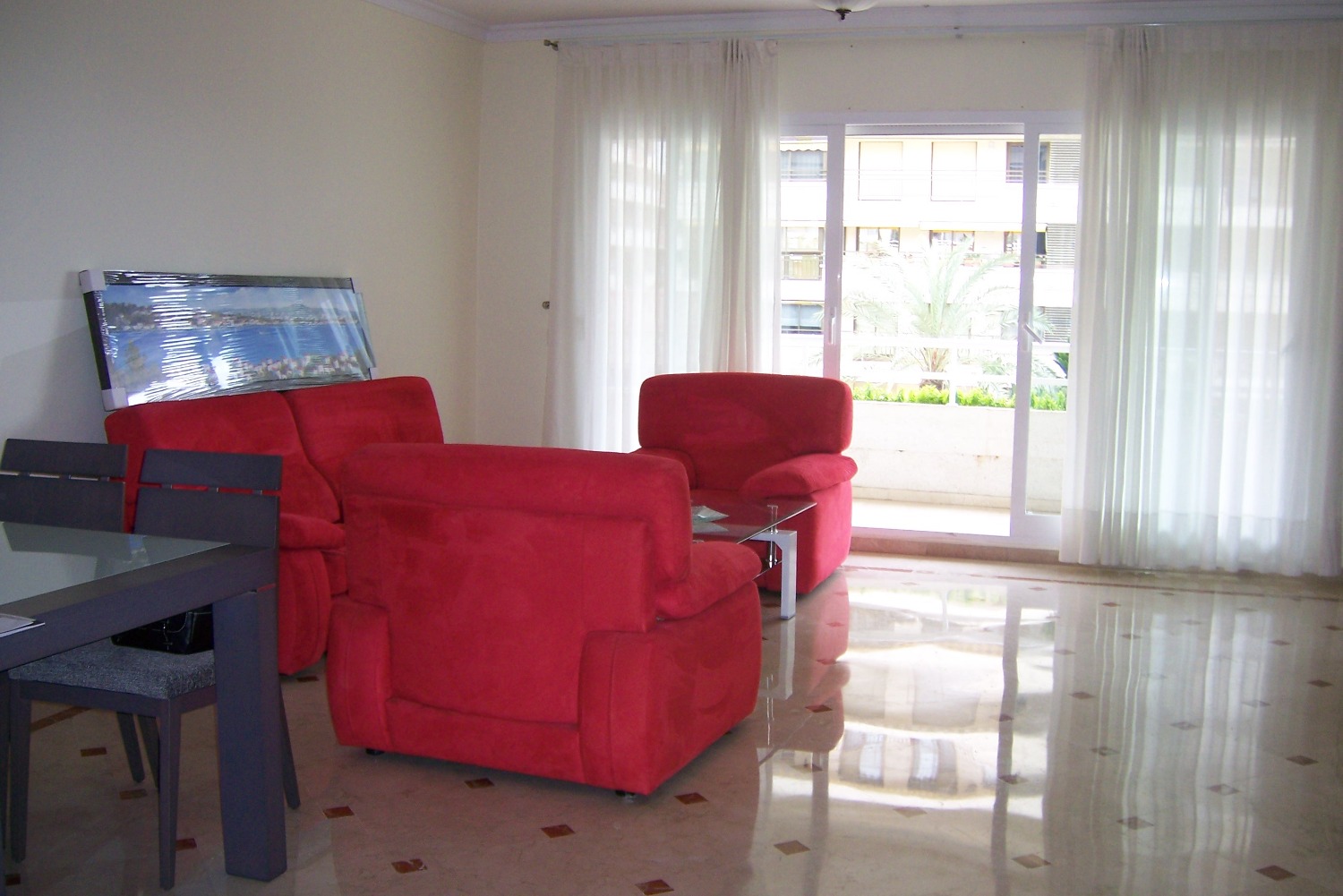 Overlooking the sea, steps from the beach, Marbella city