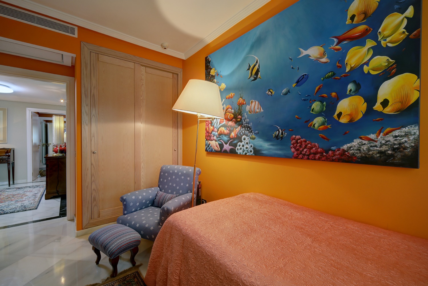 Лос Гранадос Пуэрто Банус, 4 спальни, вид на море