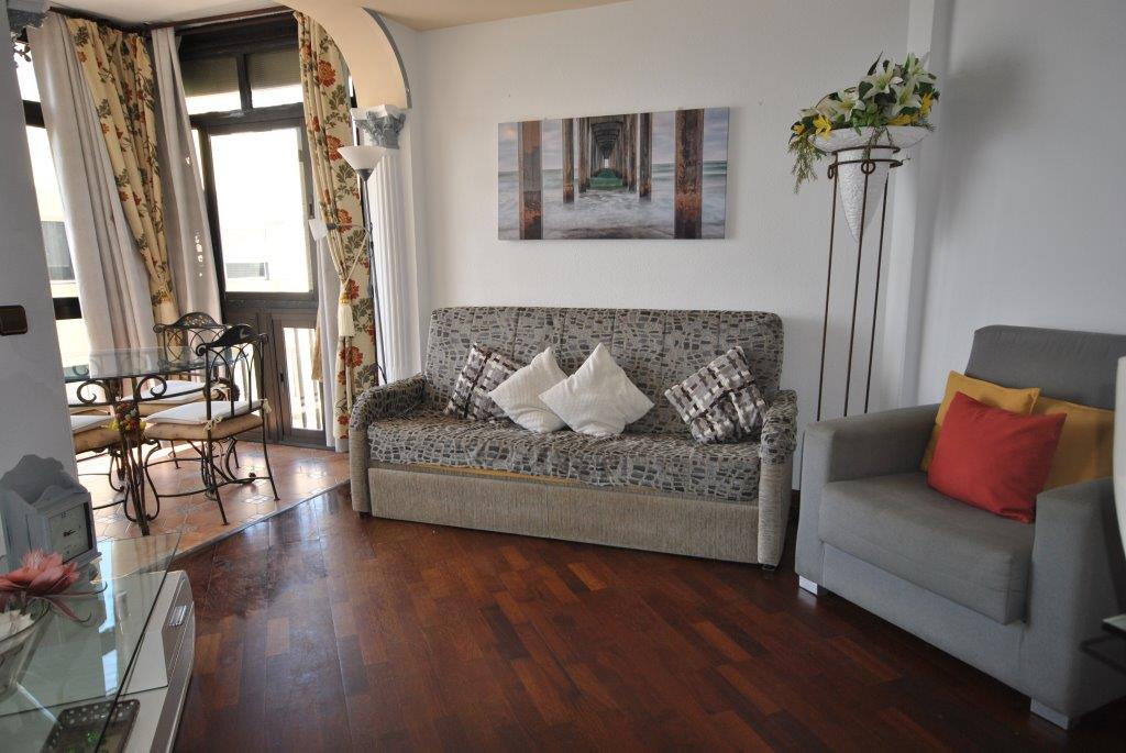 Sea views, available. Marbella Promenade