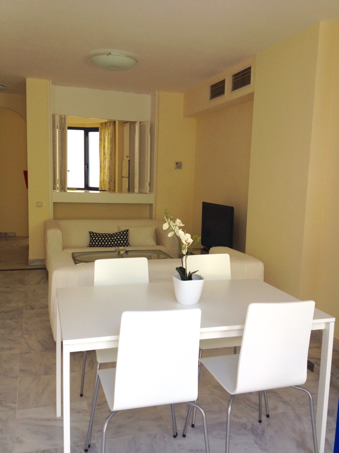 Duplex on the second floor. Second Line of Beach, Marbella City