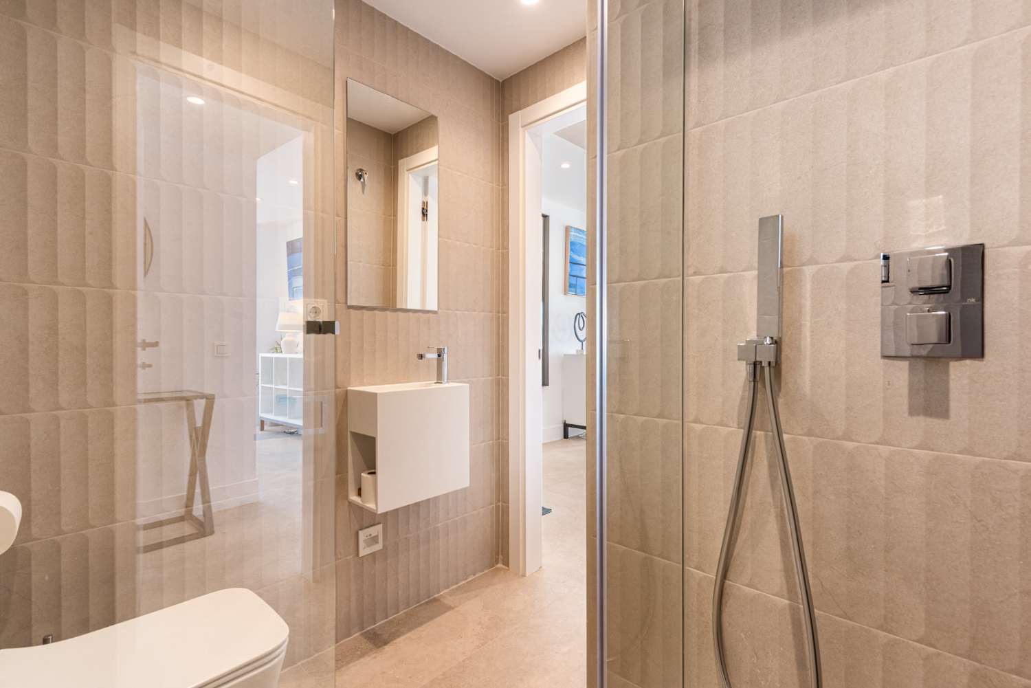 For sale, beautiful renovated semi-detached, sea views. In Aloha Gardens, Nueva Andalcia, Marbella.