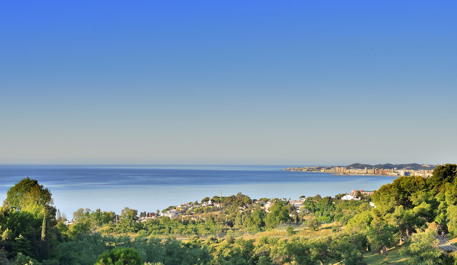 Všechny vily mají nádherný panoramatický výhled na Středozemní moře.