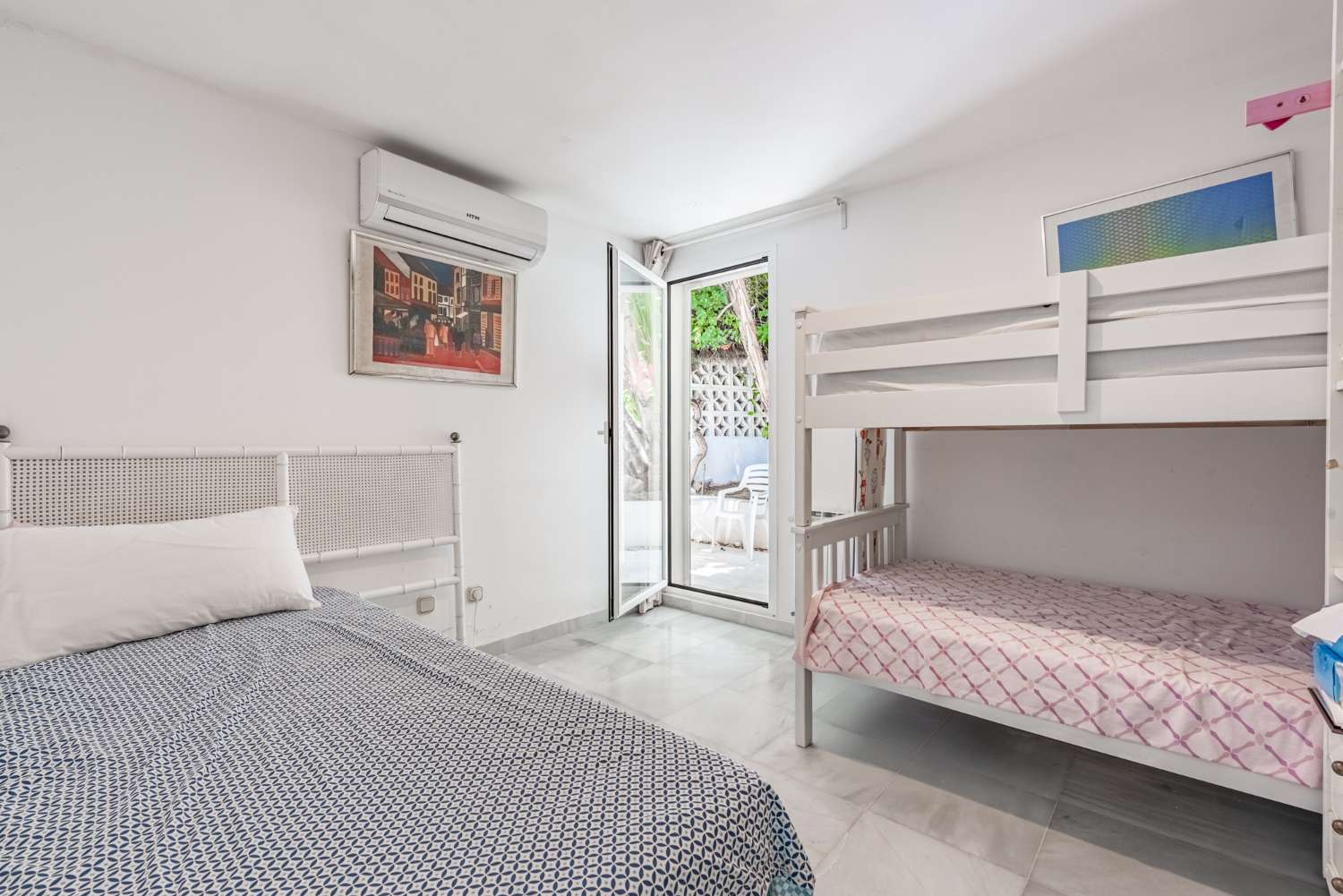 Villa for sale in Los Monteros, Marbella East, 100 meters from the beach.