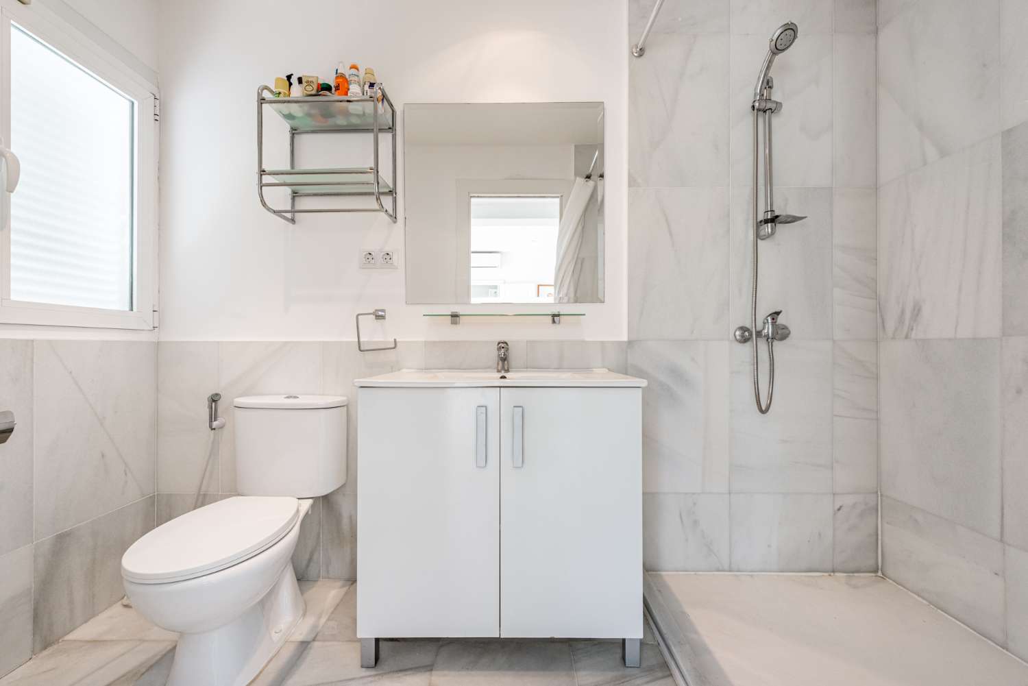 Villa for sale in Los Monteros, Marbella East, 100 meters from the beach.