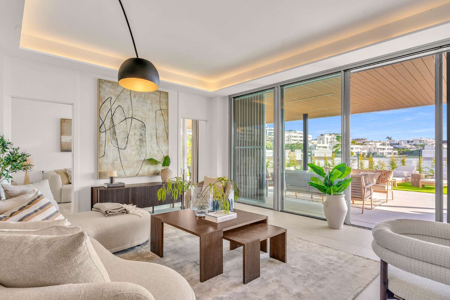For sale, luxurious garden apartment with private pool, with 4 bedrooms, in Marbella East.