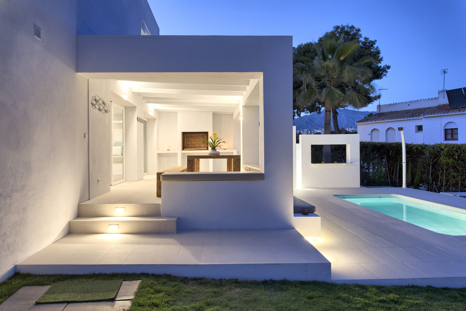 5 habitacions dobles, piscina privada, WiFi, Netflix. Vistes increïbles a la muntanya de la Concha