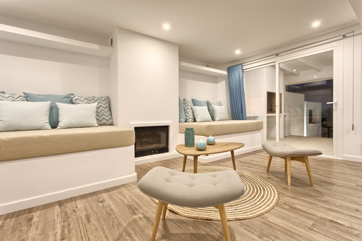 5 habitacions dobles, piscina privada, WiFi, Netflix. Vistes increïbles a la muntanya de la Concha