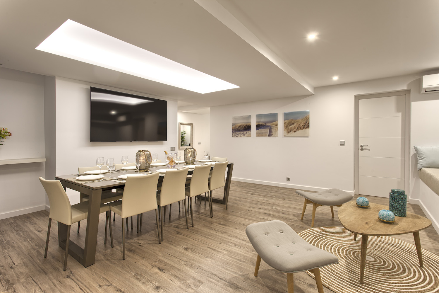 5 habitacions dobles, piscina privada, WiFi, Netflix. Vistes increïbles a la muntanya de la Concha