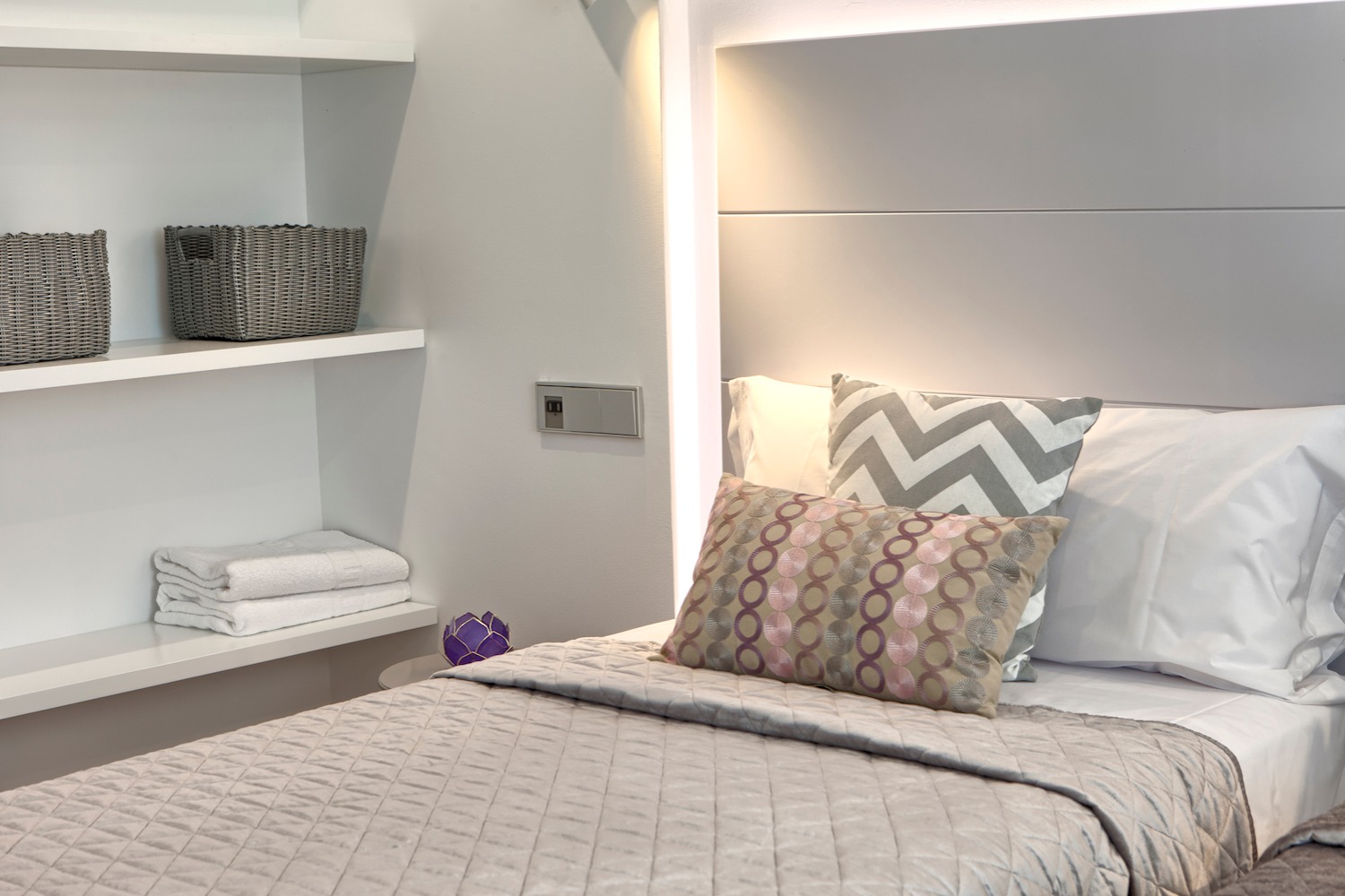 5 habitacions dobles, piscina privada, WiFi, Netflix. Vistes increïbles a la muntanya de la Concha