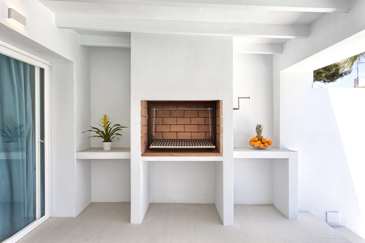 5 habitacions dobles, piscina privada, WiFi, Netflix. Vistes increïbles a la muntanya de la Concha