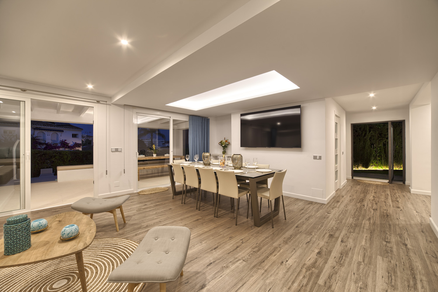 5 habitacions dobles, piscina privada, WiFi, Netflix. Vistes increïbles a la muntanya de la Concha