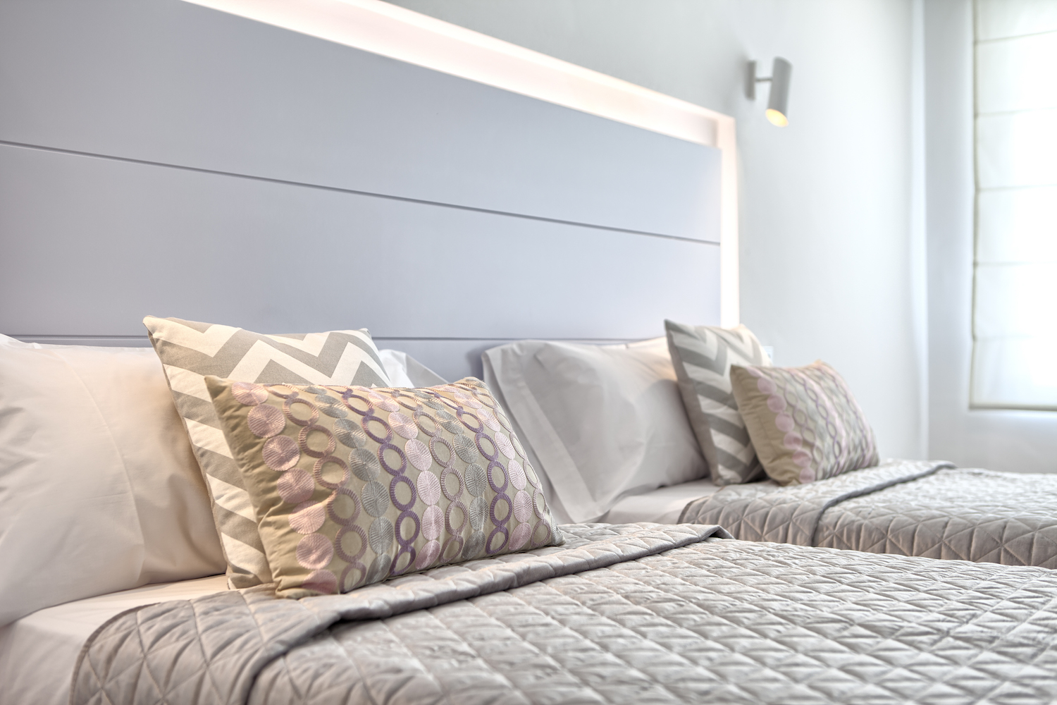 5 habitacions dobles, piscina privada, WiFi, Netflix. Vistes increïbles a la muntanya de la Concha