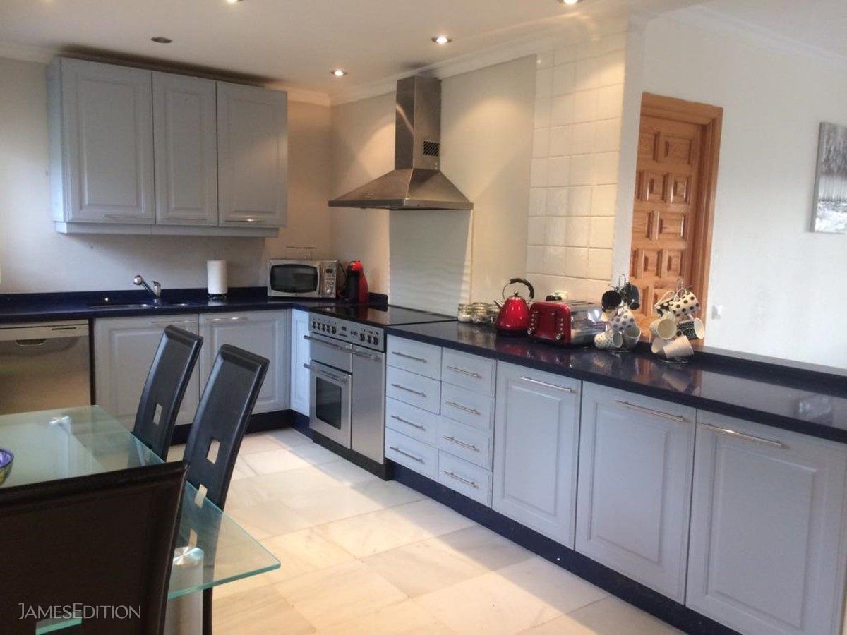 Вілла на свята в Las Brisas (Marbella)