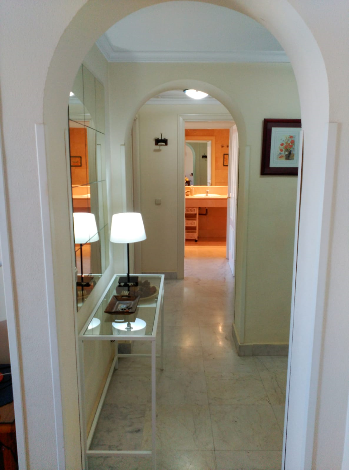 Steps from the beach and all kinds of services and entertainment. Fifth floor 2 bedrooms. Puerto Banus