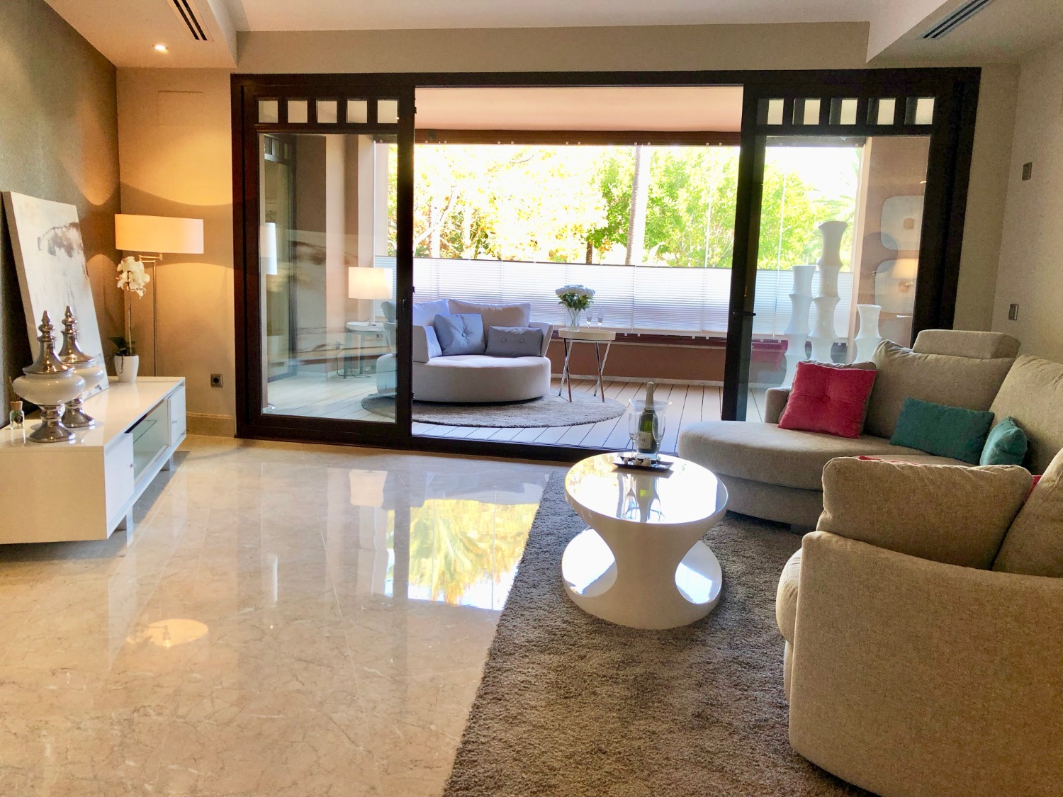 Fully decorated and furnished, waterfront. Luxury complex. Marbella.