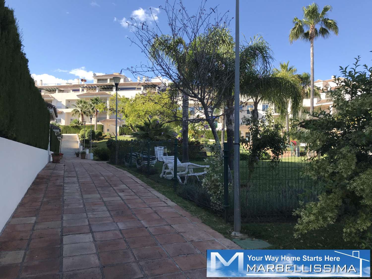 Pagos bimensuales. Bonita terraza orientada al oeste. Lorcrimar. Dos dormitorios.