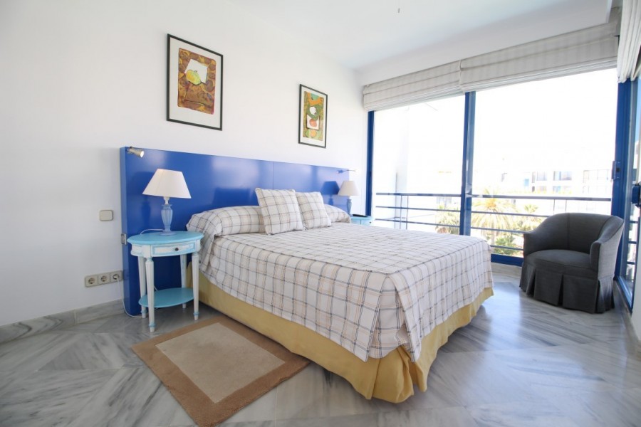 Penthouse in Second Line of the Beach, overlooking the pool. Marbella City