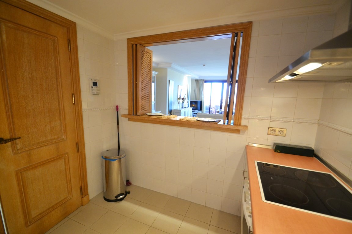 غرفة نوم في السطر الأول من الشاطئ، Estepona