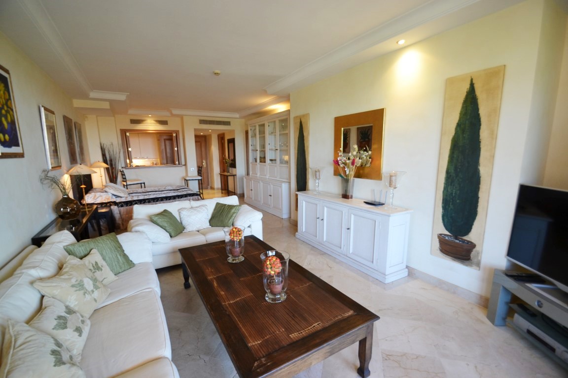 غرفة نوم في السطر الأول من الشاطئ، Estepona