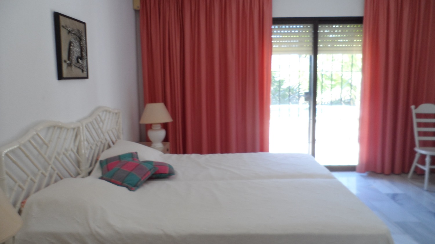 Вілла на продаж в Guadalmina Alta (Marbella)