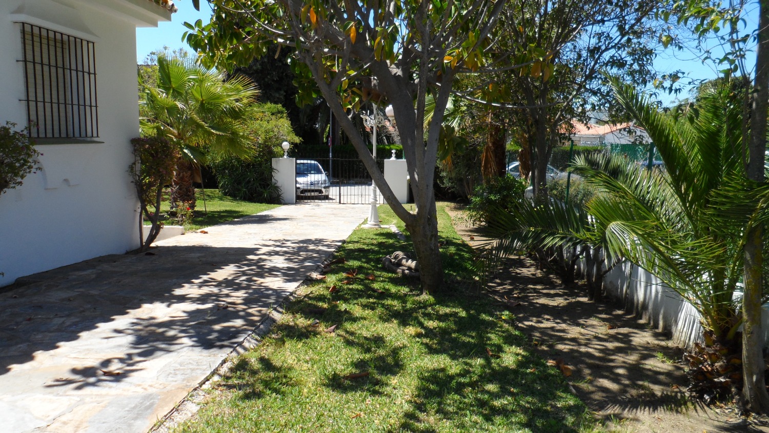 Вілла на продаж в Guadalmina Alta (Marbella)