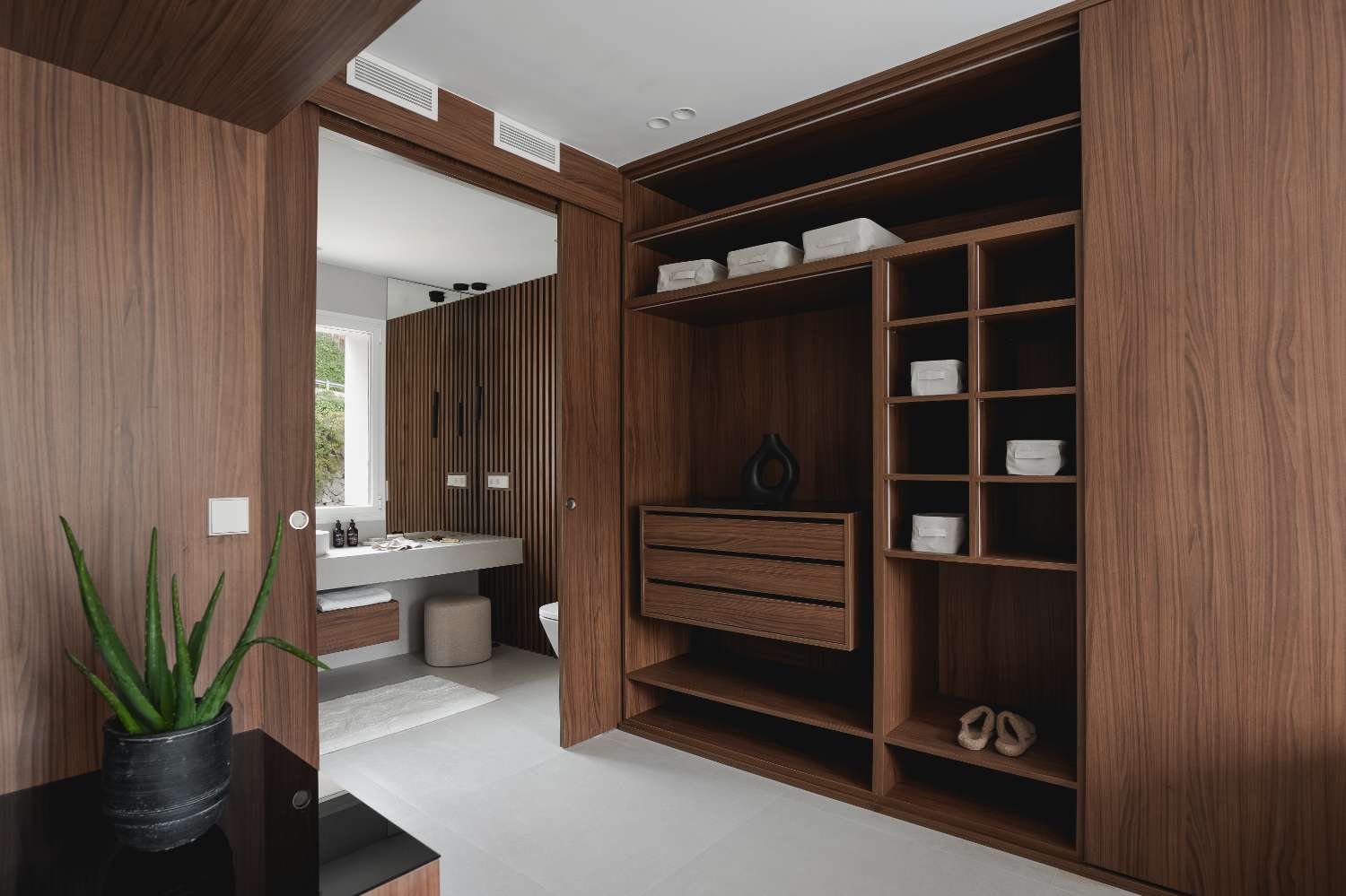 Un ambiente perfetto per crogiolarsi al sole, godersi una brezza rinfrescante o persino cenare sotto le stelle!