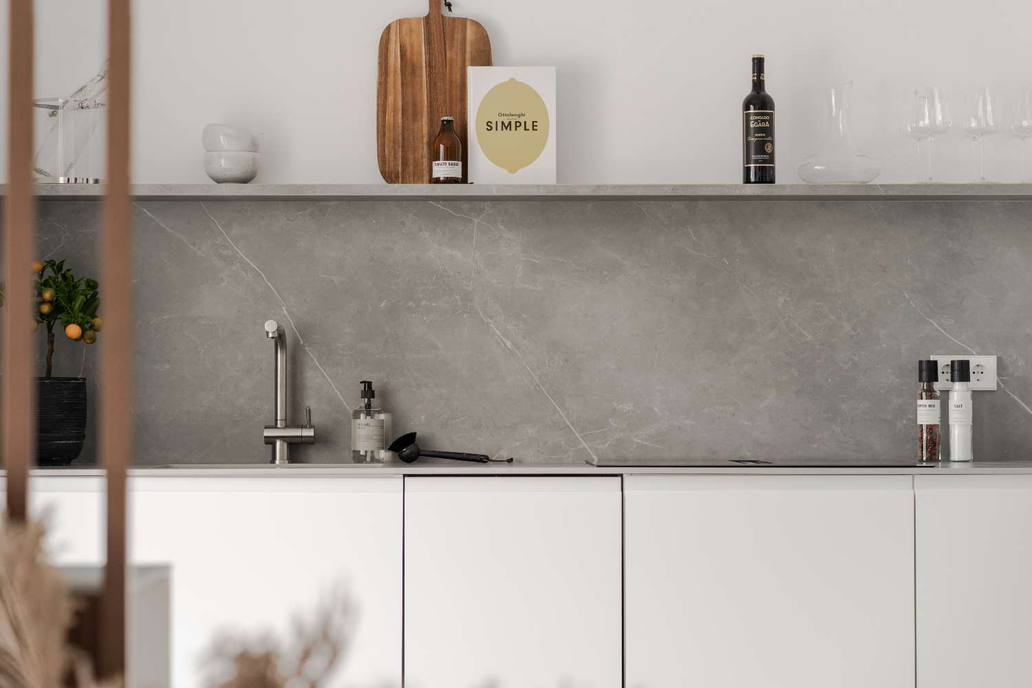 Un ambiente perfetto per crogiolarsi al sole, godersi una brezza rinfrescante o persino cenare sotto le stelle!