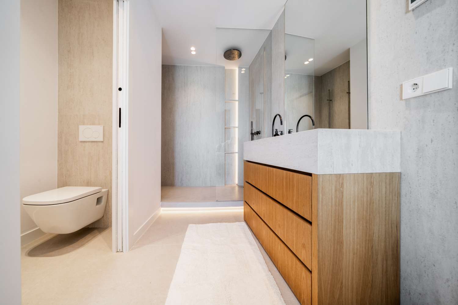 in vendita. Attico duplex. Miglio d'oro, Marbella.