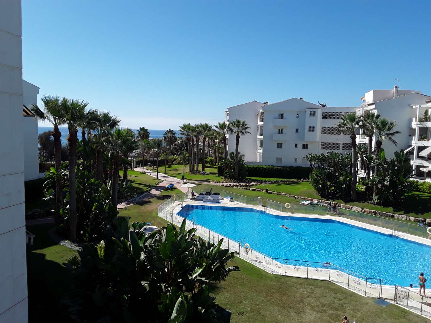 For Rent. Apartamento with sea views. Puerto Banus, Marbella.