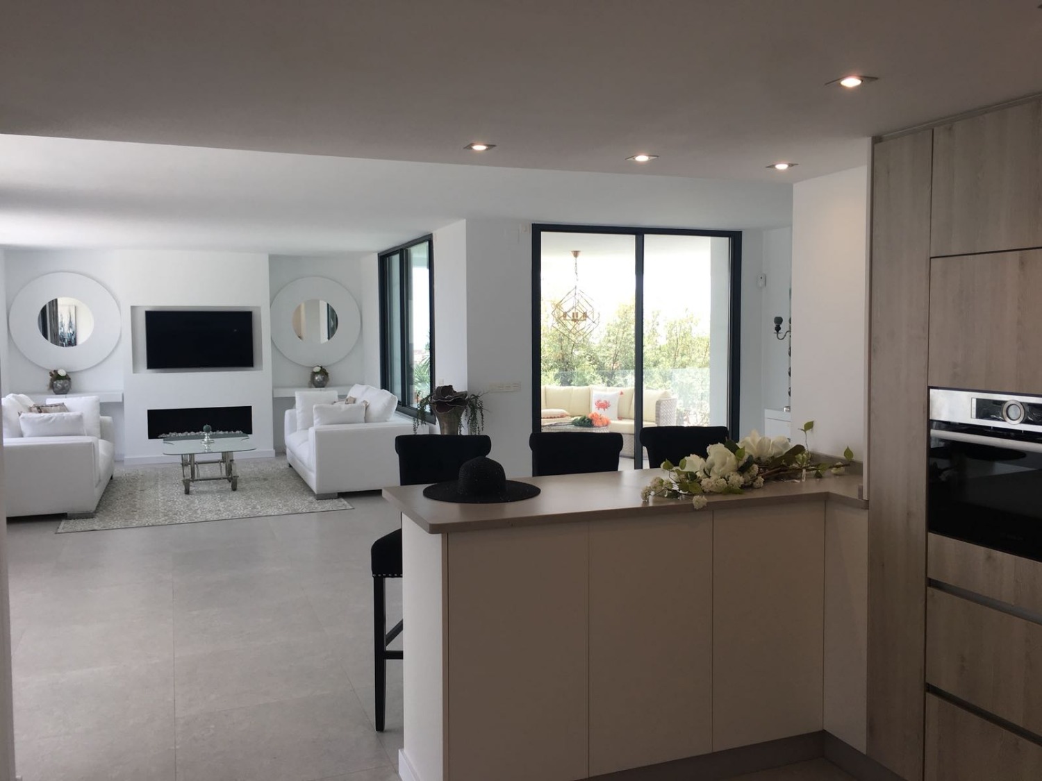 Вілла на продаж в Nueva Andalucía (Marbella)