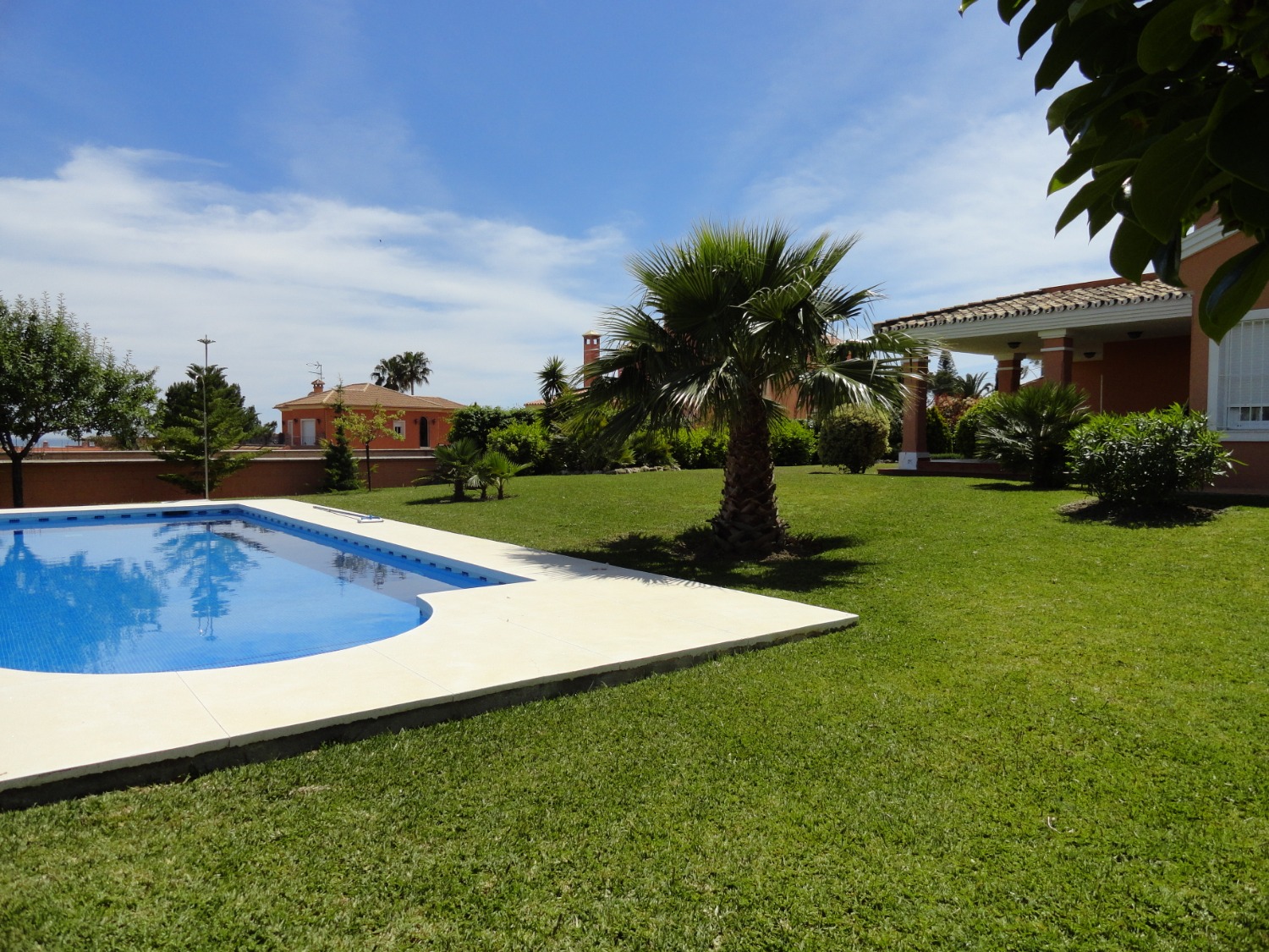 Вілла на продаж в Playa Bahía Dorada (Estepona)