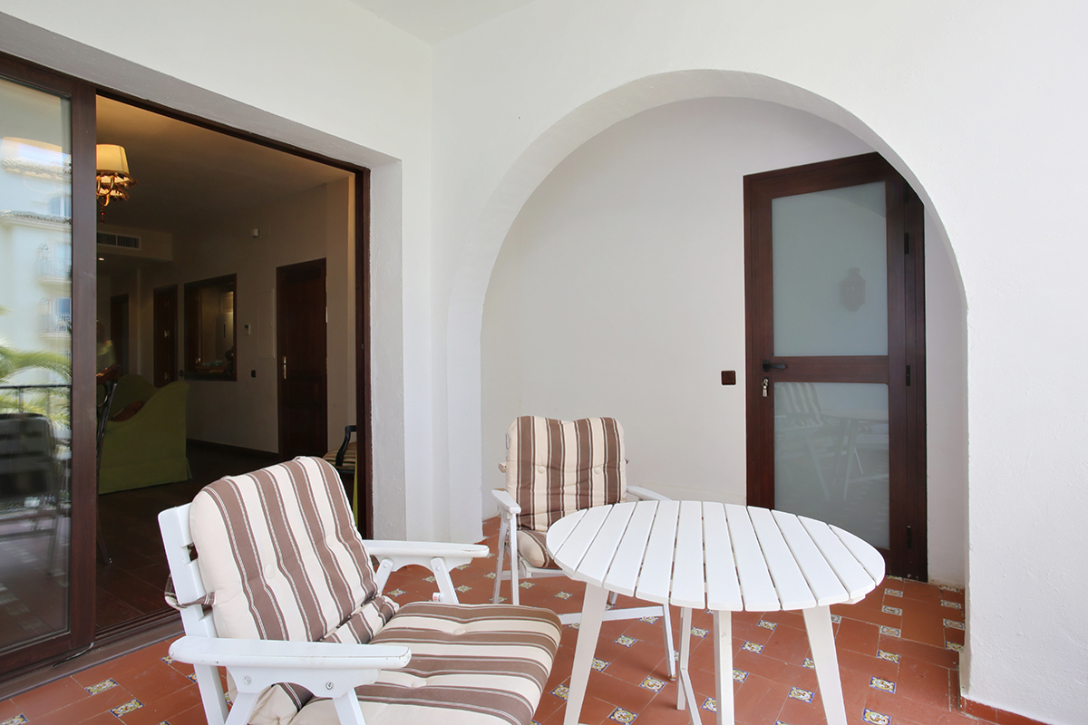 Available immediately, beachfront, sea views, Puerto Banus