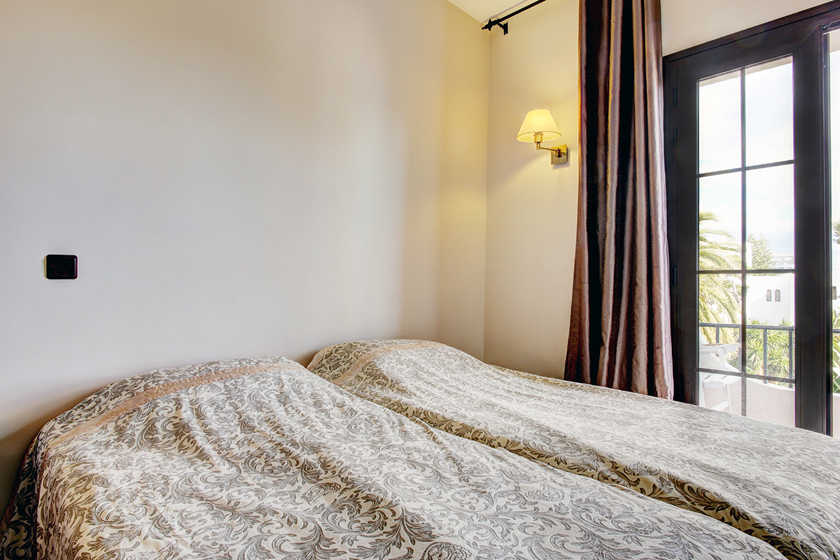 Available immediately, beachfront, sea views, Puerto Banus