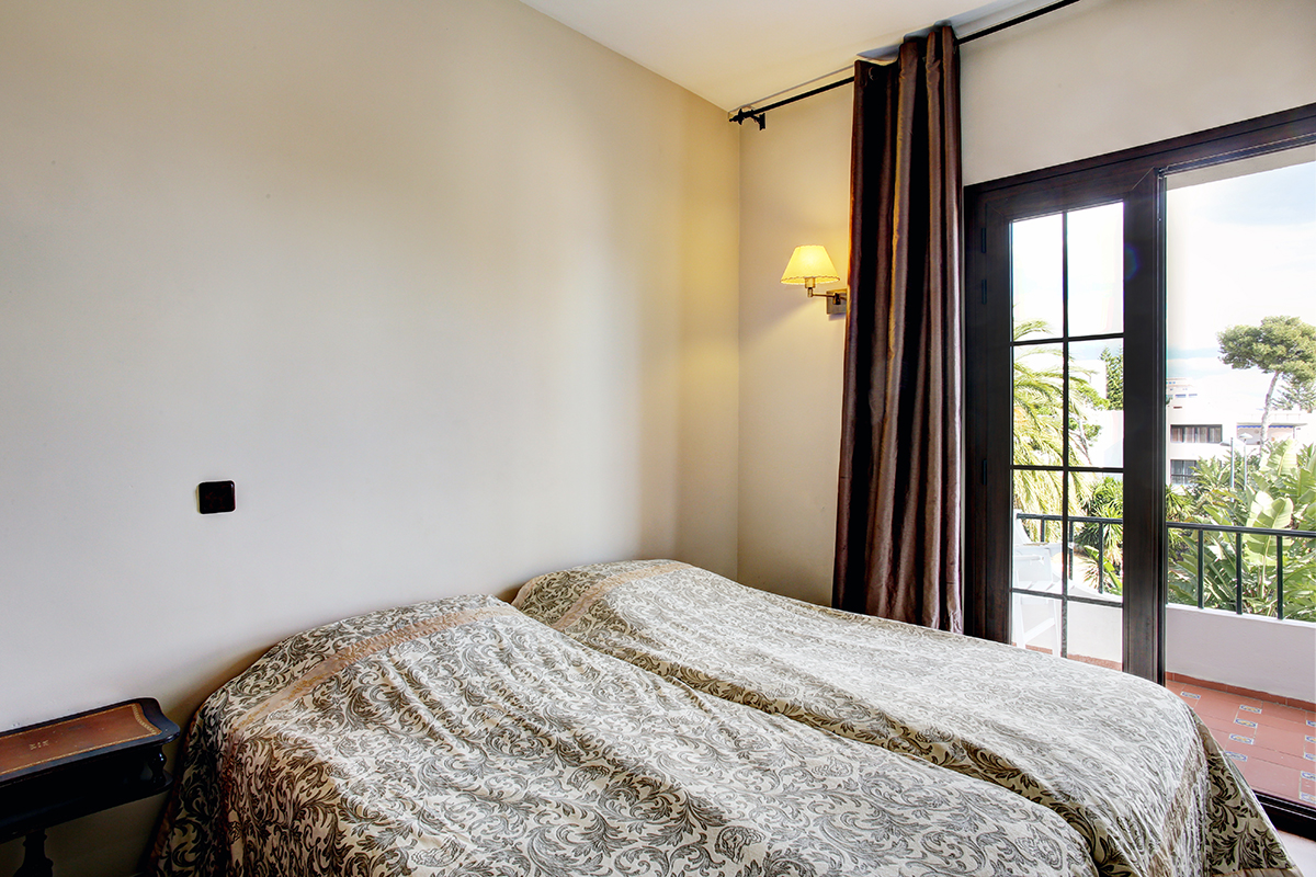 Available immediately, beachfront, sea views, Puerto Banus