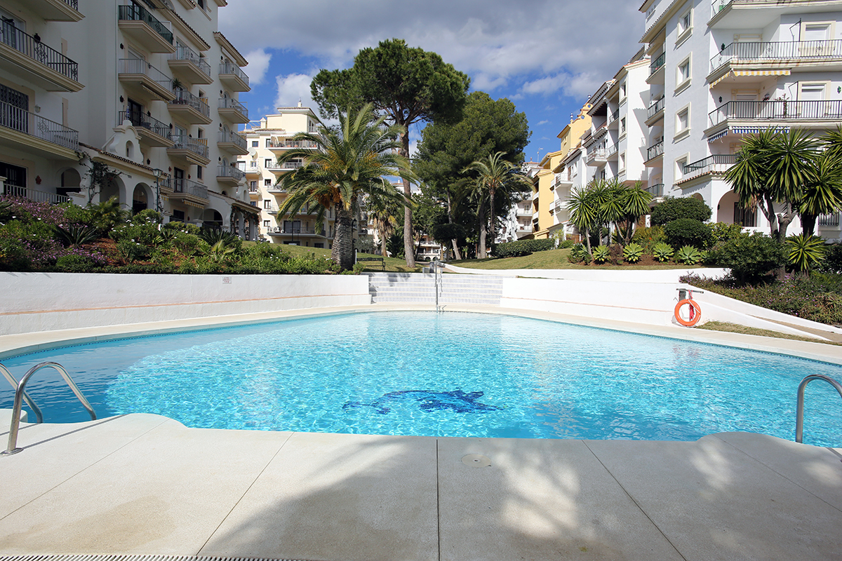 Available immediately, beachfront, sea views, Puerto Banus