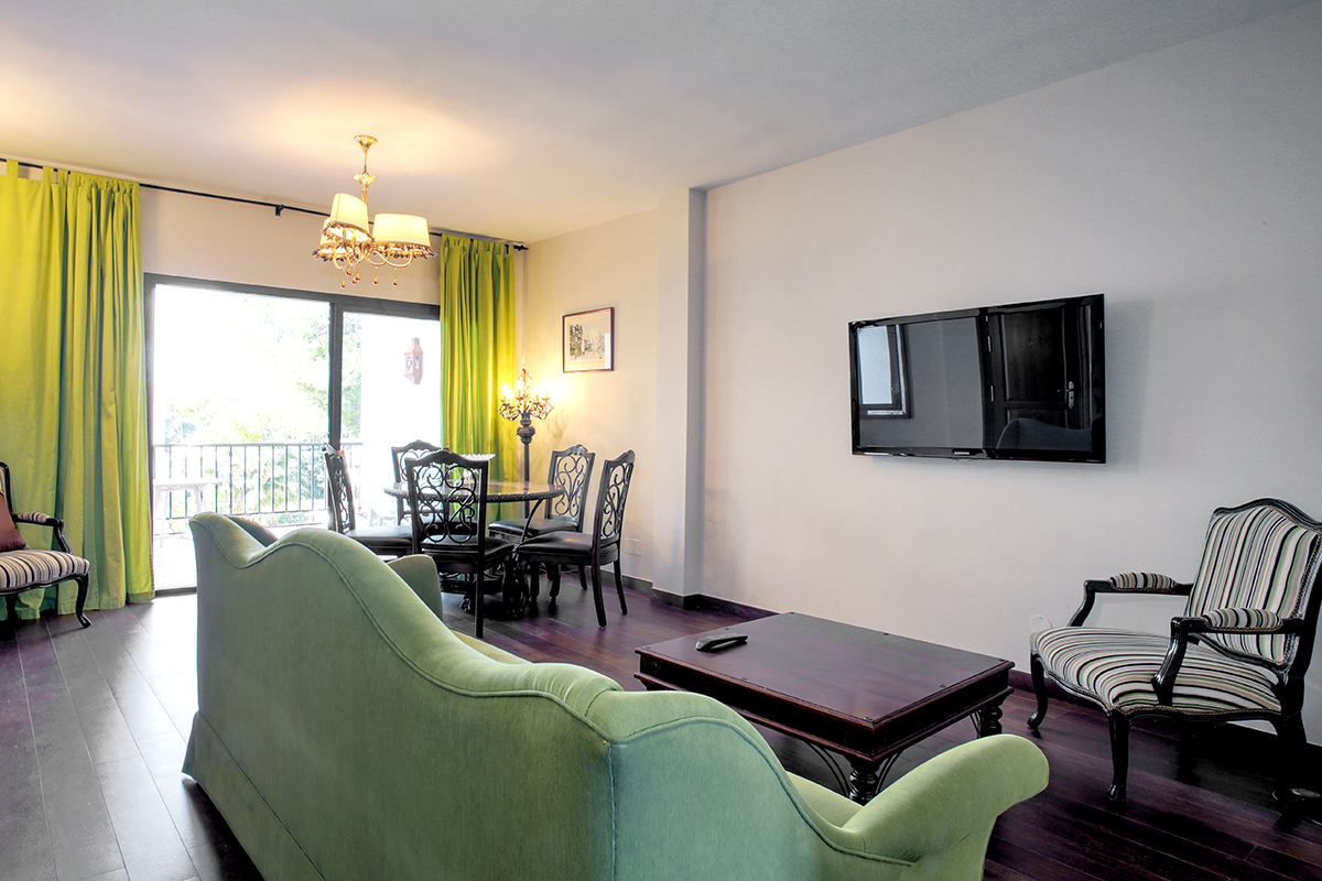 Available immediately, beachfront, sea views, Puerto Banus