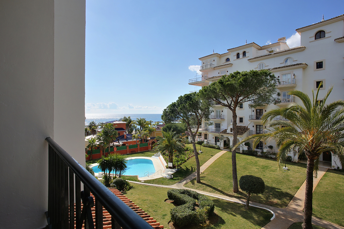 Available immediately, beachfront, sea views, Puerto Banus