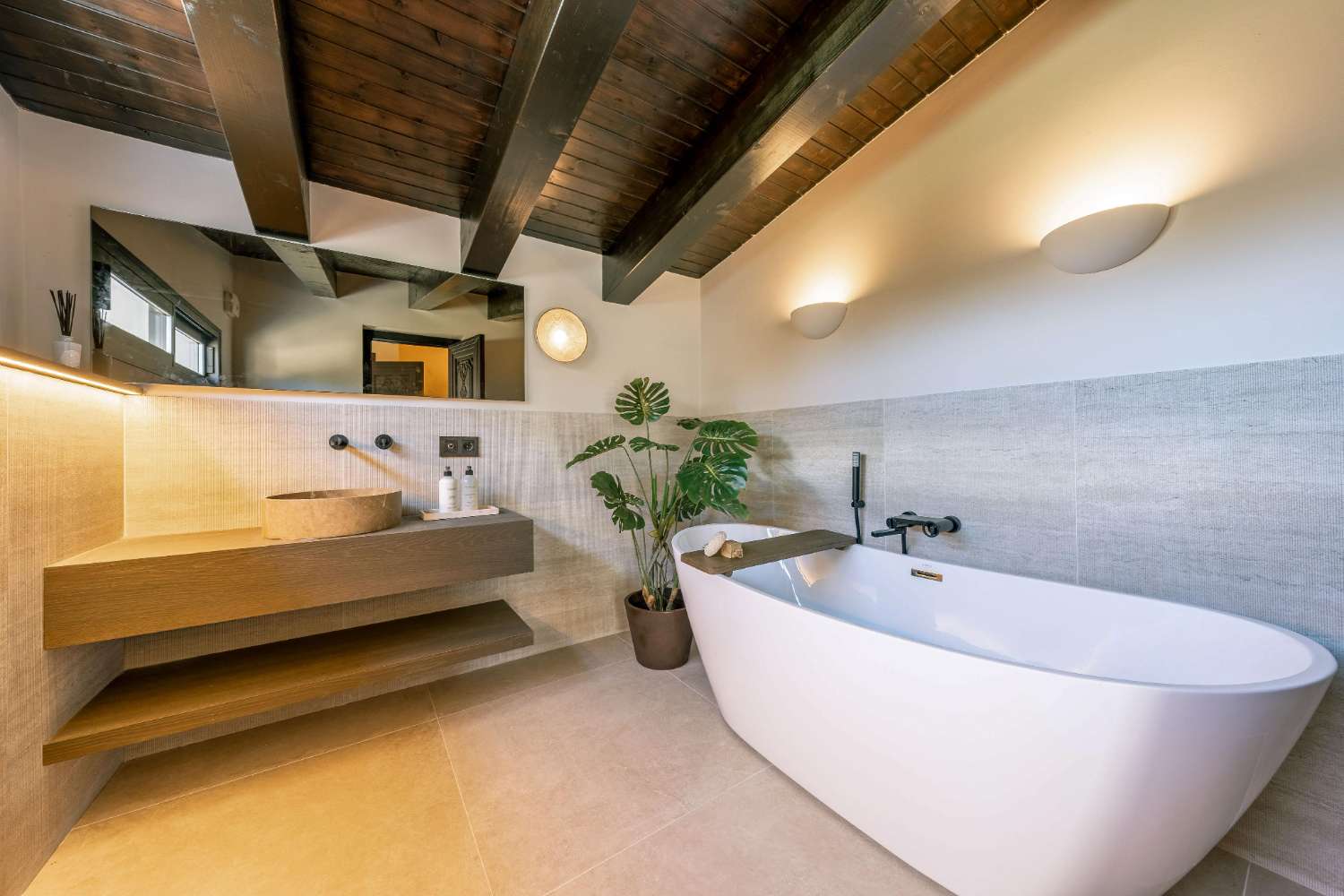 Villa for sale in Nueva Andalucia, Marbella. Recently renovated.