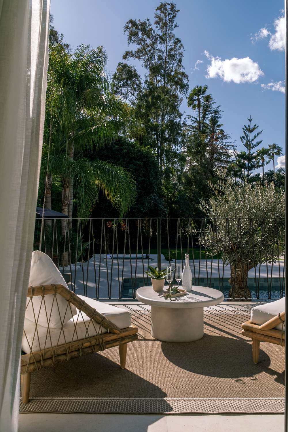 Villa for sale in Nueva Andalucia, Marbella. Recently renovated.